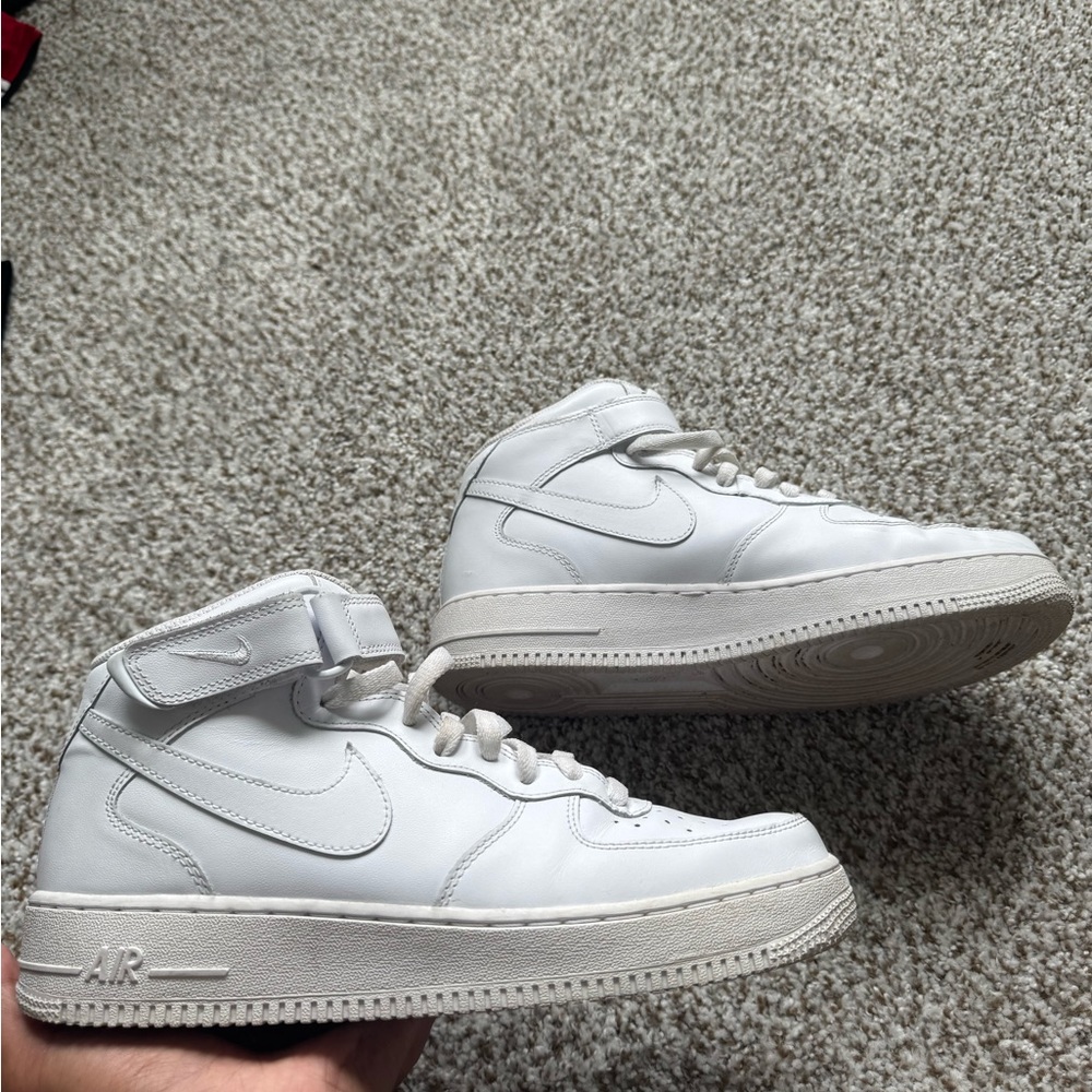 Nike Air Force 1 Mid ‘07’